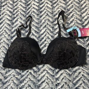 Black Lace Push-Up Bra with Gold Floral Embroidery
